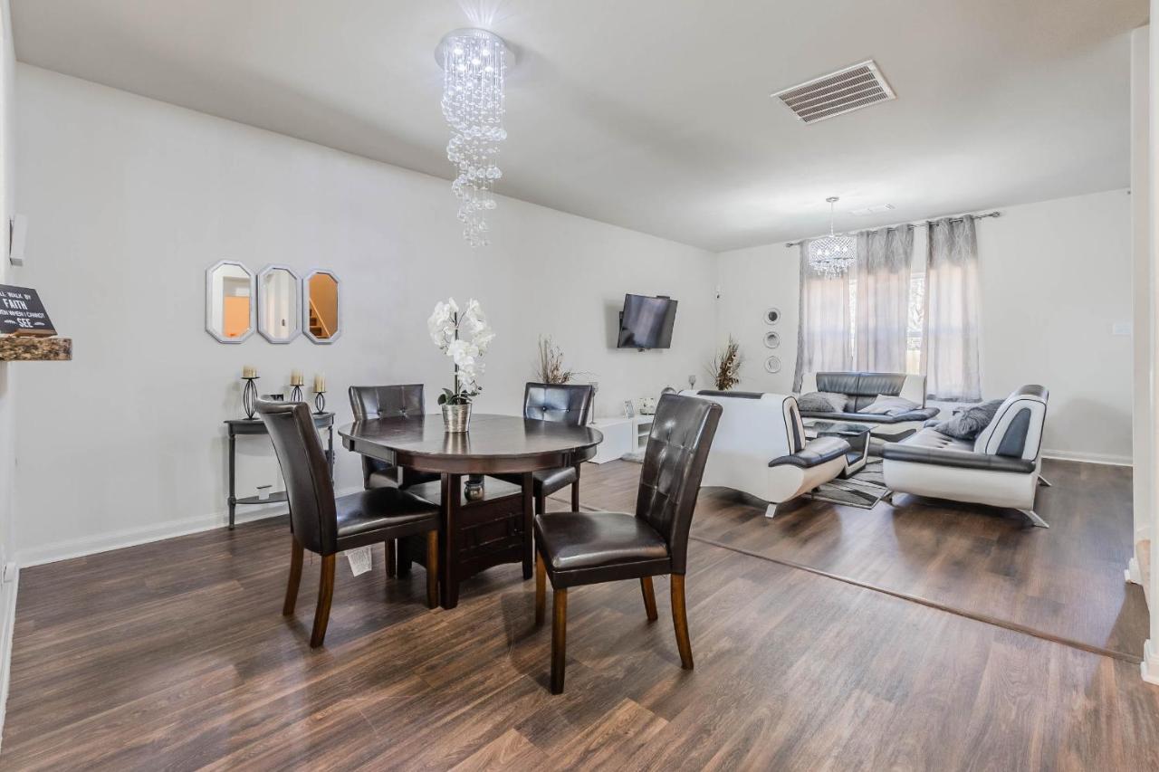 Luxury 5Br Dallas Retreat With Business Amenities - Perfect For Business Travelers, Families & Groups المظهر الخارجي الصورة