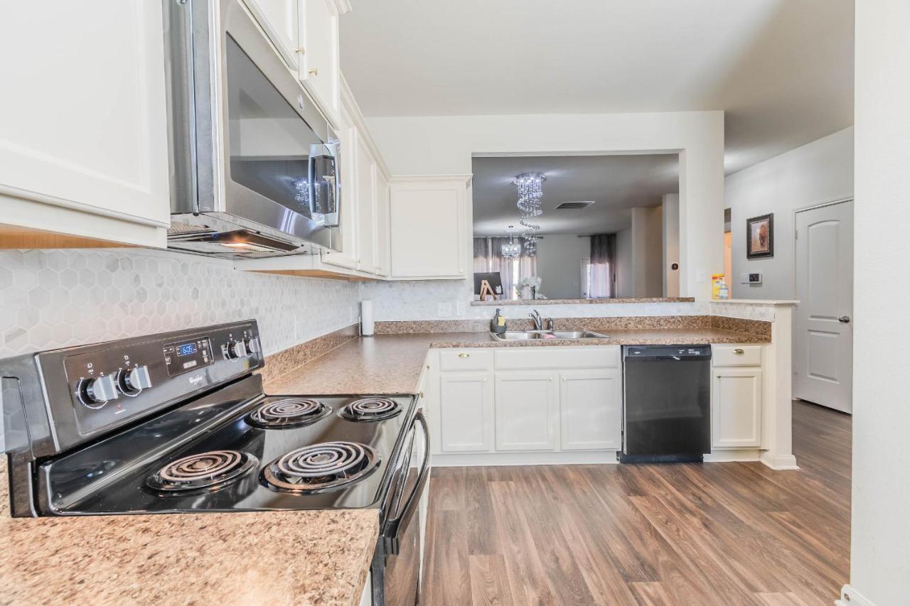 Luxury 5Br Dallas Retreat With Business Amenities - Perfect For Business Travelers, Families & Groups المظهر الخارجي الصورة