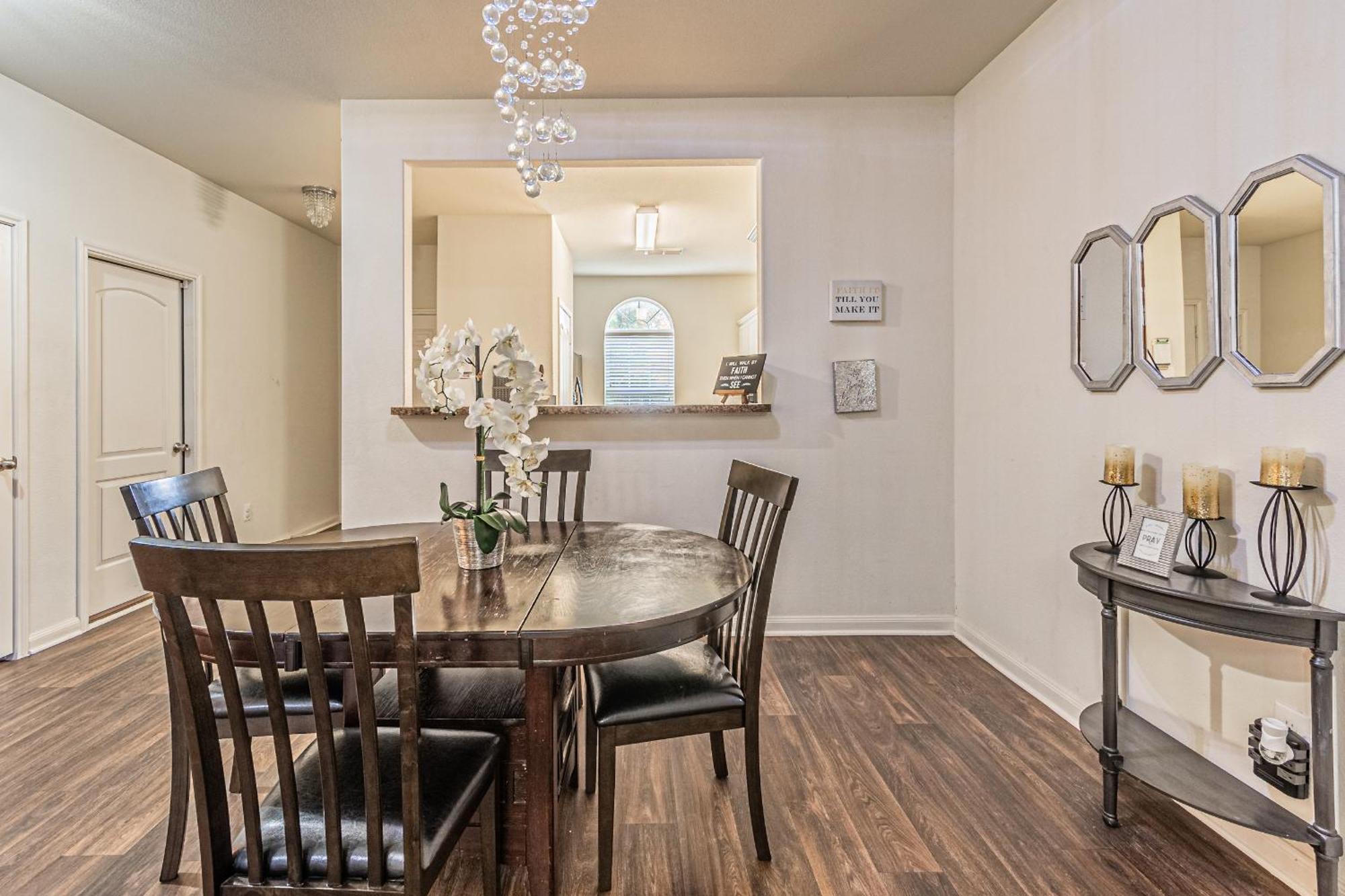 Luxury 5Br Dallas Retreat With Business Amenities - Perfect For Business Travelers, Families & Groups المظهر الخارجي الصورة
