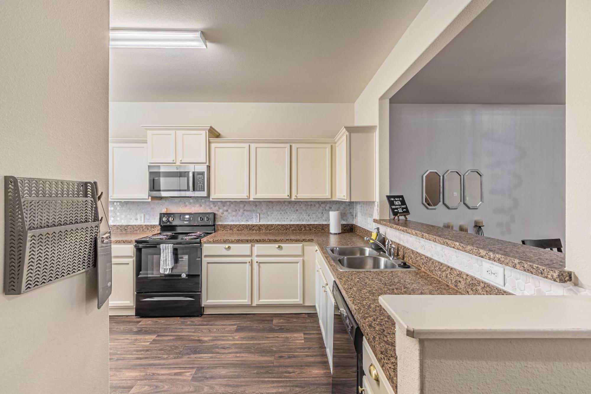 Luxury 5Br Dallas Retreat With Business Amenities - Perfect For Business Travelers, Families & Groups المظهر الخارجي الصورة
