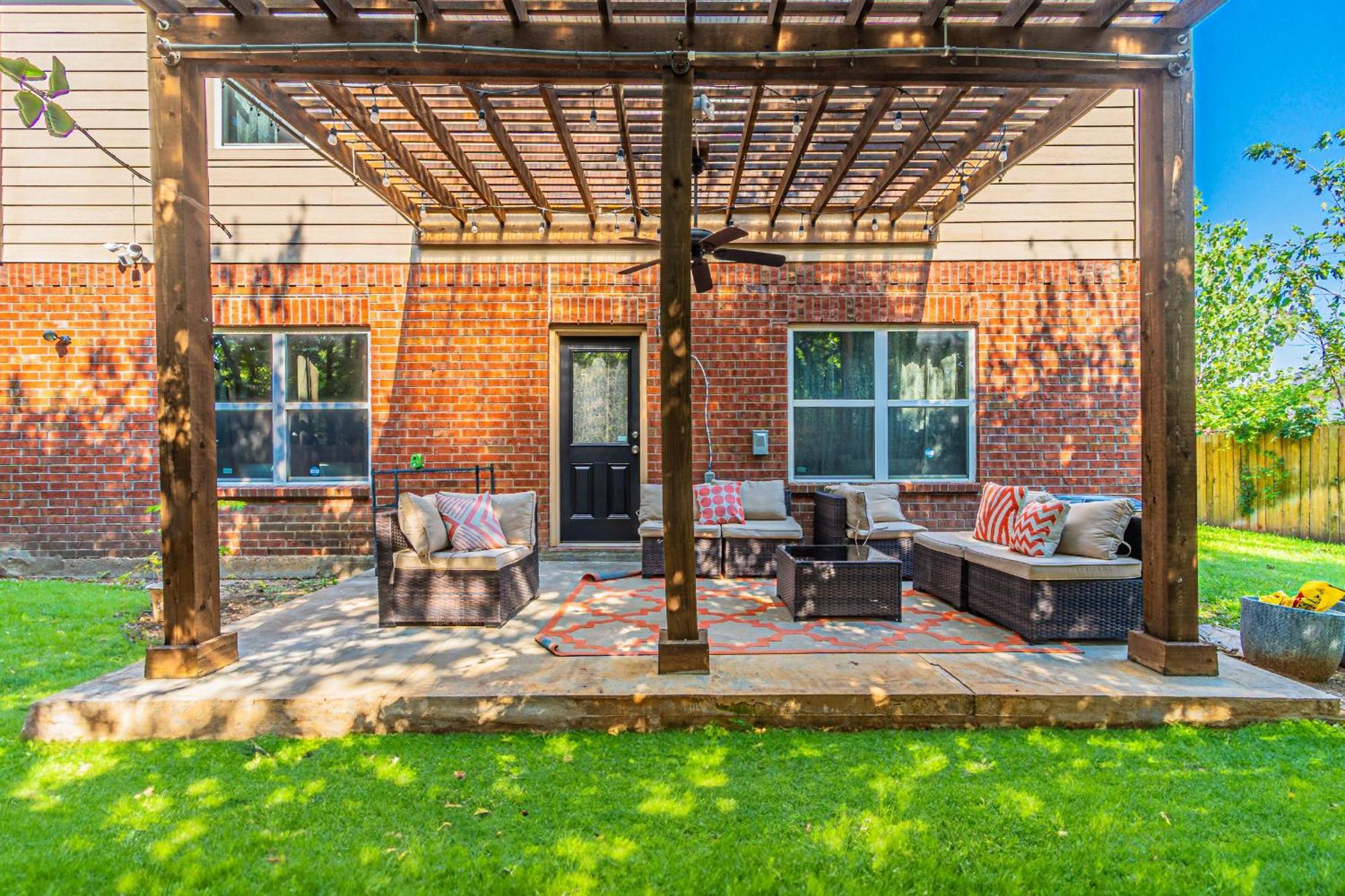 Luxury 5Br Dallas Retreat With Business Amenities - Perfect For Business Travelers, Families & Groups المظهر الخارجي الصورة